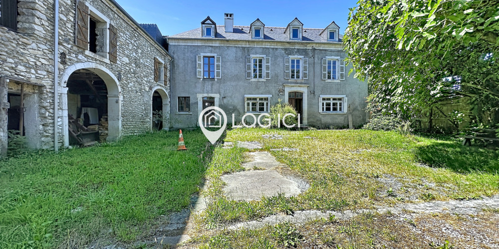 maison à ST ABIT (64800)